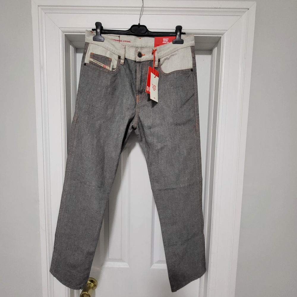 Diesel Men’s Grey Straight-Leg Jeans with Contrast Waist Trim